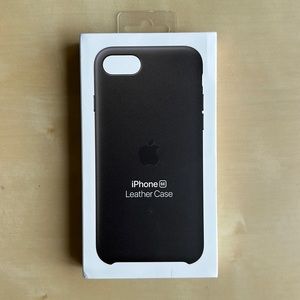 Leather iPhone SE case